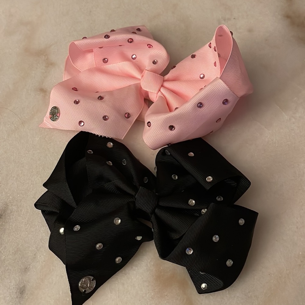 Pink and Black JoJo Siwa Bows